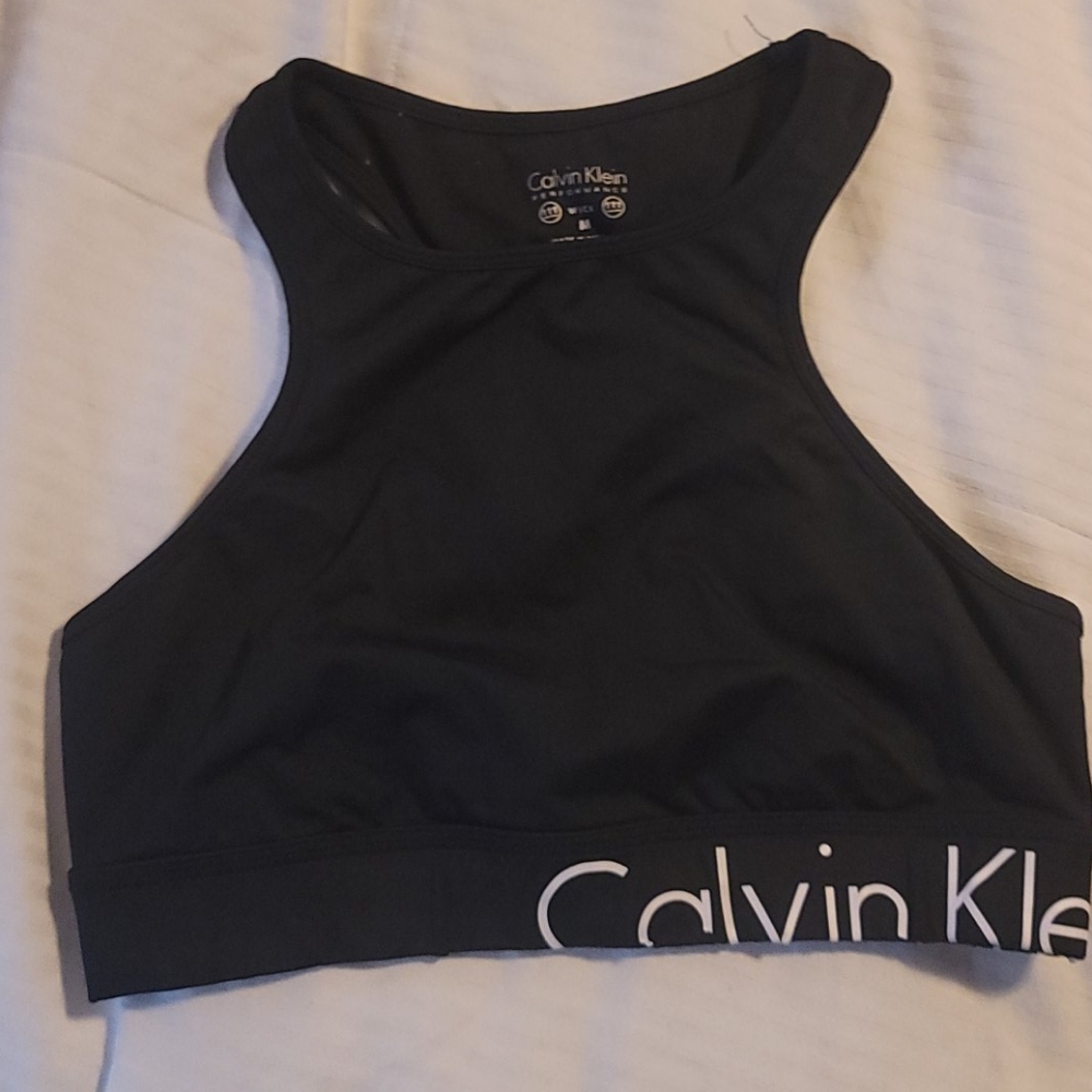 Sports bra